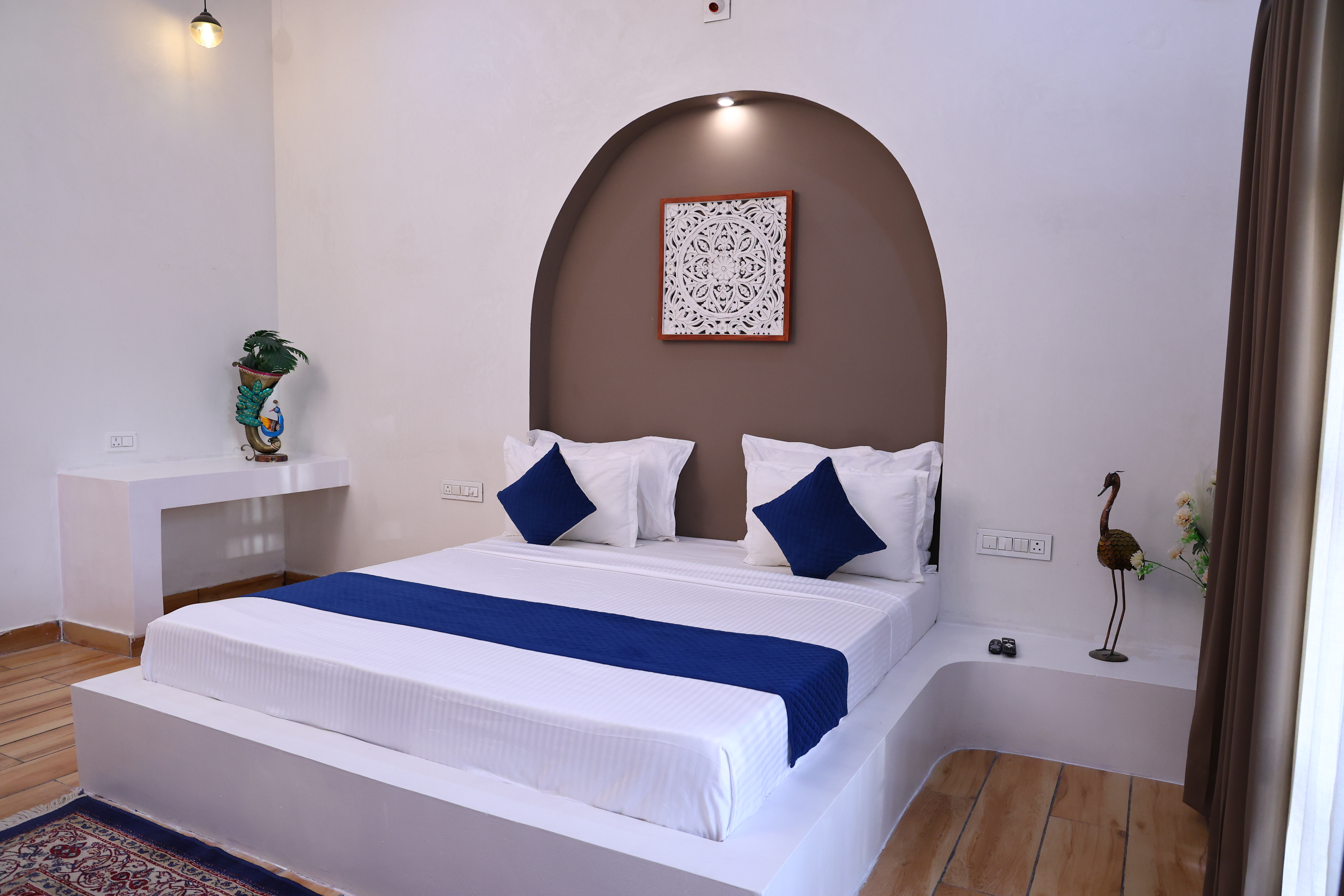 Luxury villa with city palace views at Maple Roots Villa